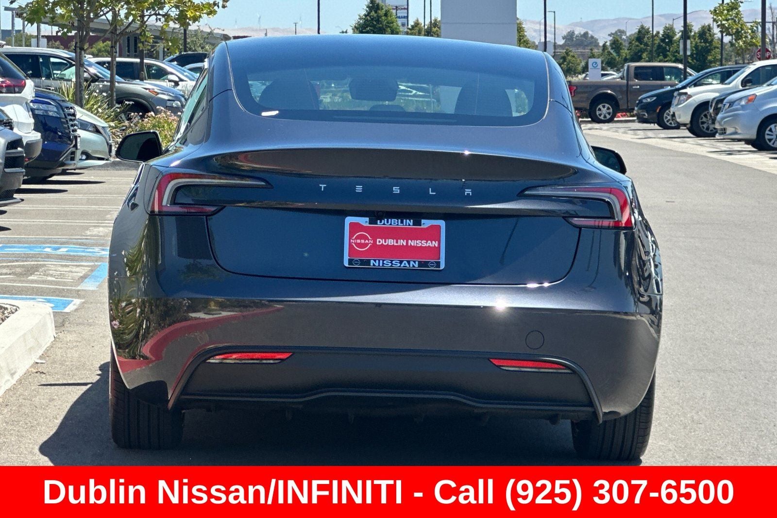2025 Tesla Model 3 — detail view